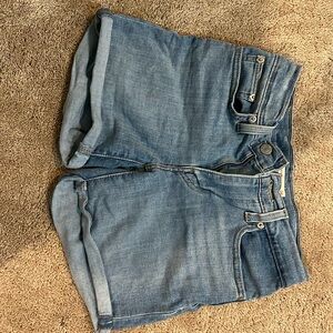 LEVIS rolled jean shorts